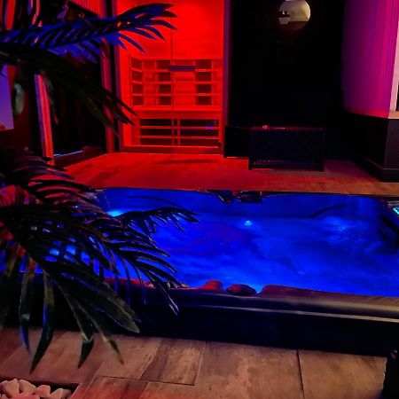 La suite Grenoble spa jacuzzi et sauna privatif Esterno foto