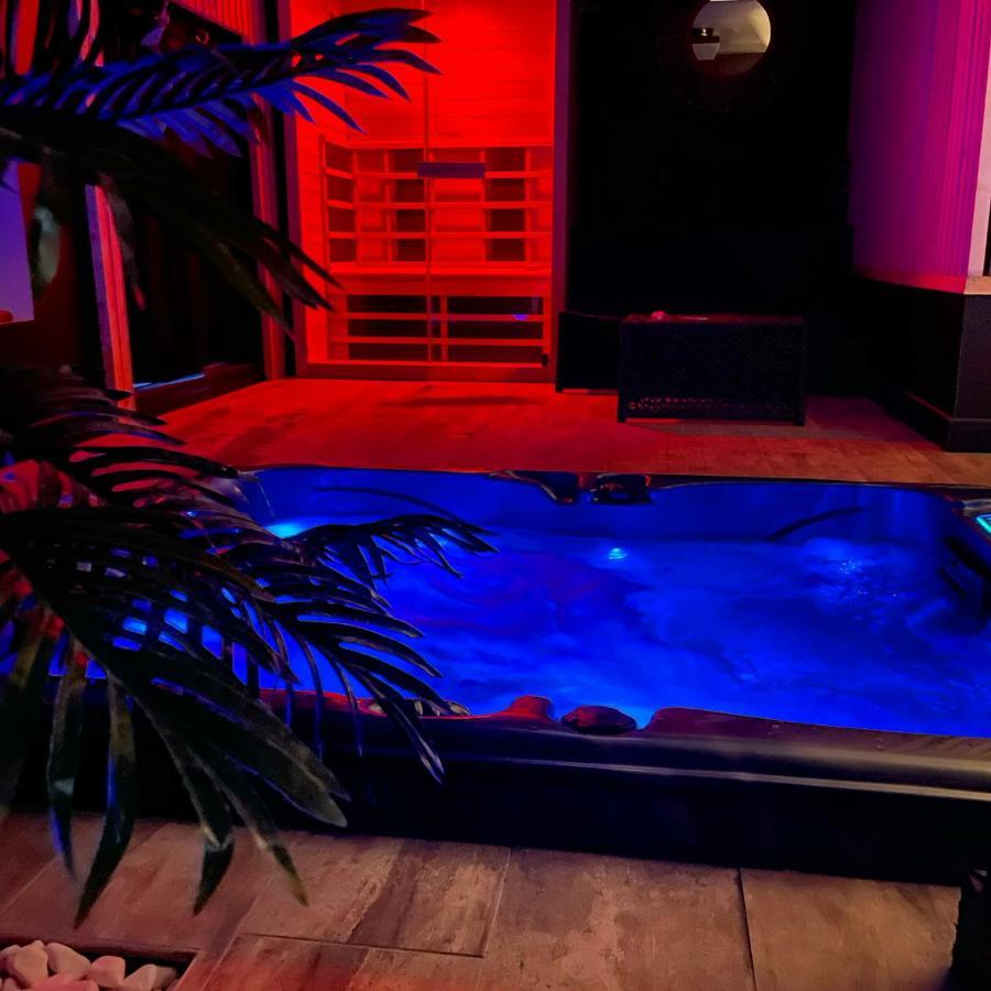 La suite Grenoble spa jacuzzi et sauna privatif Esterno foto