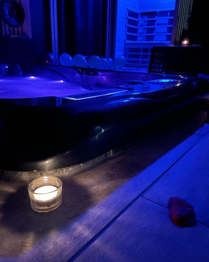 La suite Grenoble spa jacuzzi et sauna privatif Esterno foto