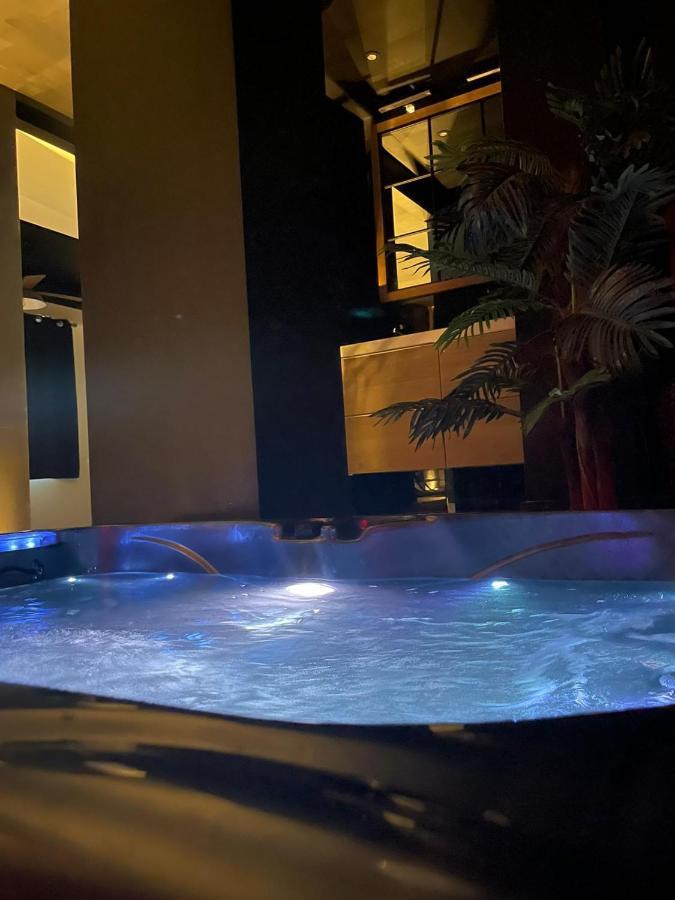 La suite Grenoble spa jacuzzi et sauna privatif Esterno foto