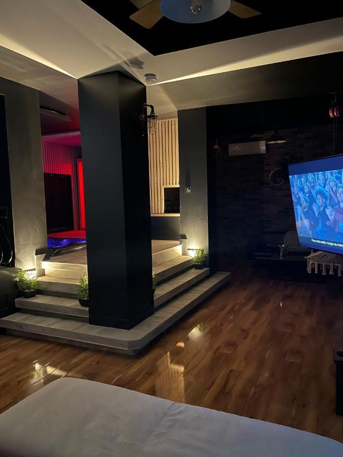 La suite Grenoble spa jacuzzi et sauna privatif Esterno foto