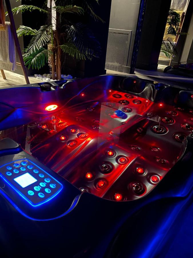 La suite Grenoble spa jacuzzi et sauna privatif Esterno foto
